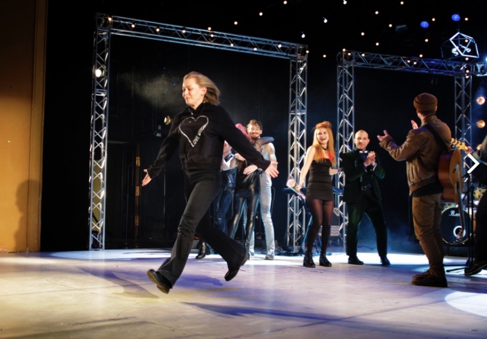  Юлия Пересильд о «Каштанке» в псковском театре: Я дала ребятам чуть больше, чем режиссура