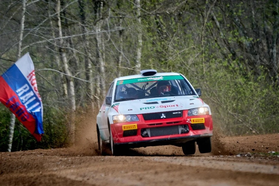 Седьмой этап Кубка России по ралли в Псковской области выиграл экипаж из Москвы