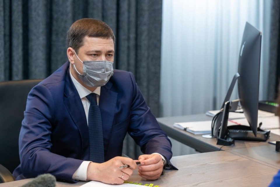 В решении проблемных вопросов жителей гдовской деревни Вейно помогут областные власти