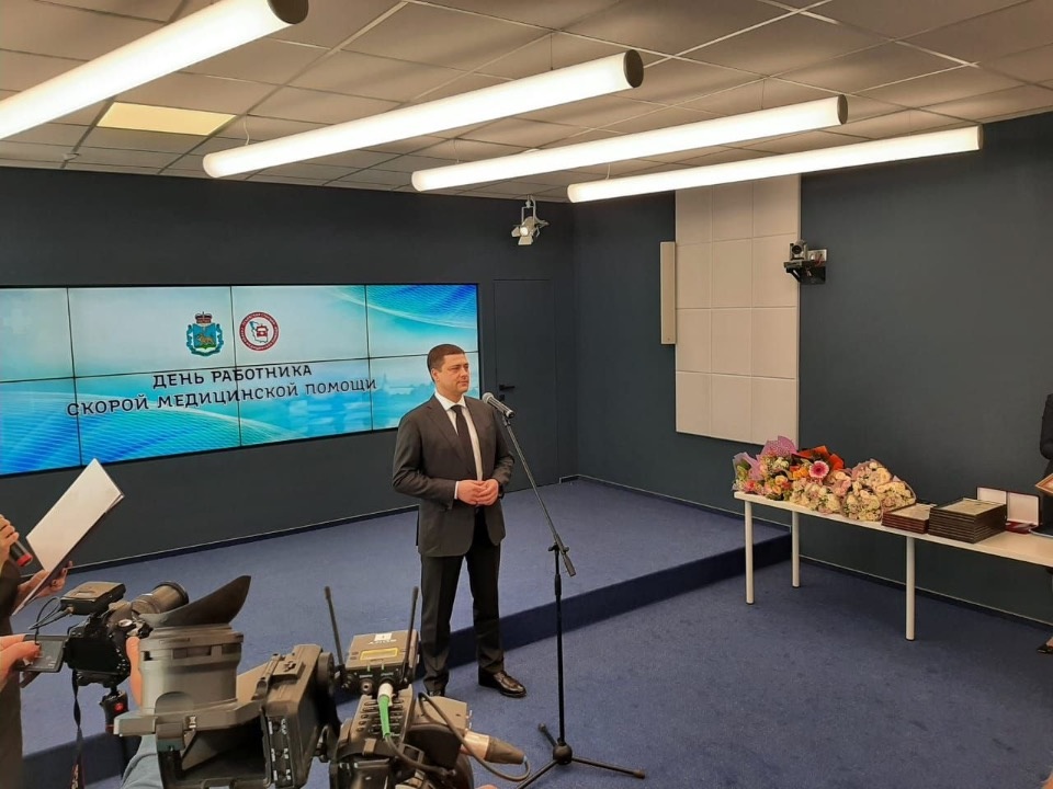 Работники псковской Скорой помощи получили награды