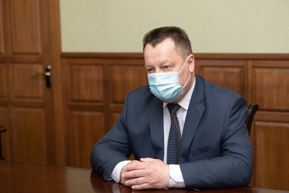 Подготовить документы на ремонт дороги и моста поручил губернатор новому главе Порховского района