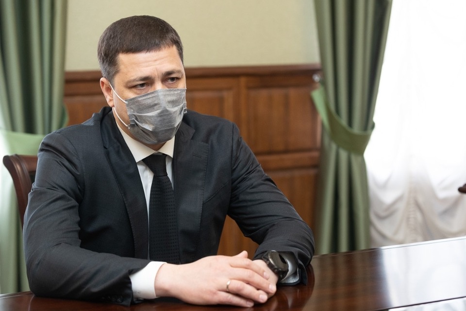 Подготовить документы на ремонт дороги и моста поручил губернатор новому главе Порховского района