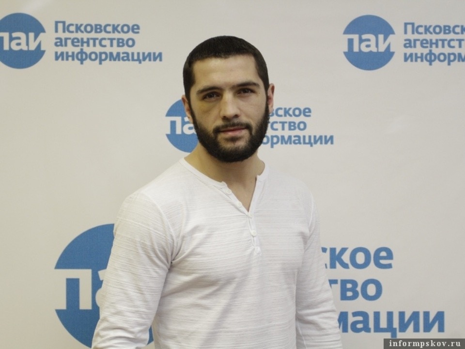 И. о. директора Ледового дворца Пскова назначен Артур Акавов