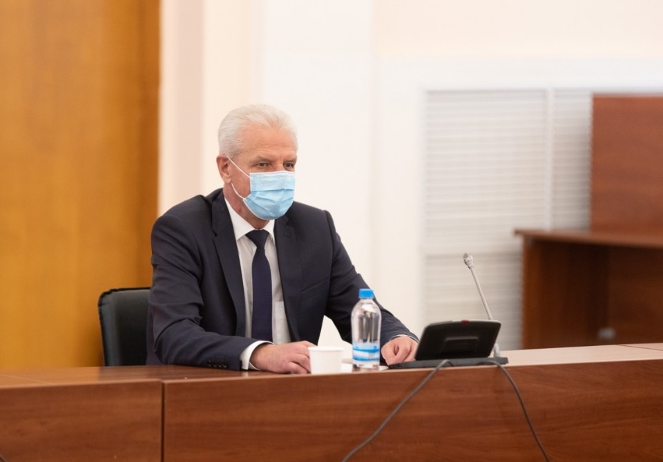 Образование, ЖКХ, строительство и здравоохранение обсудили депутаты ПОС с Михаилом Ведерниковым