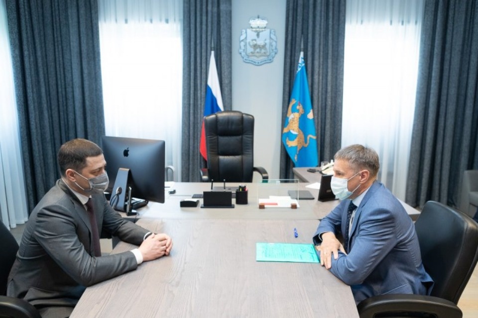 Михаил Ведерников поручил оказать помощь в восстановлении повреждённых ветром зданий