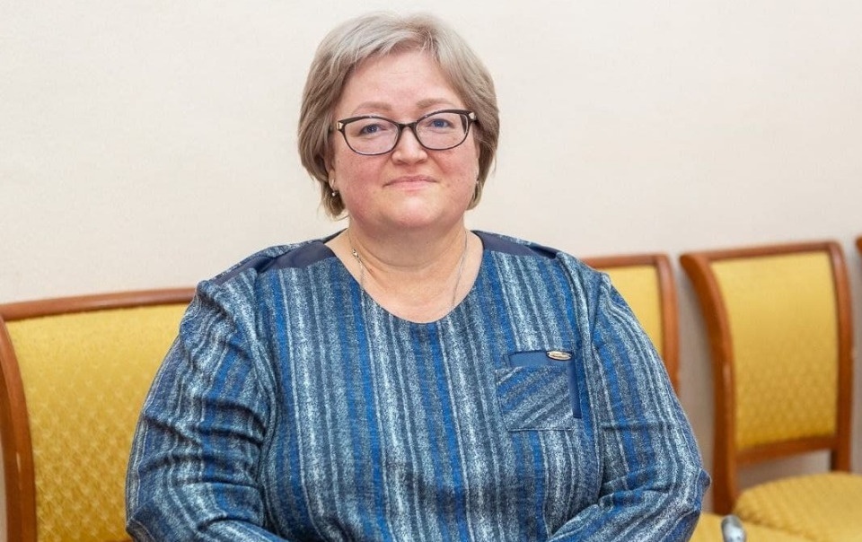 Исполняющим обязанности главврача Центра СПИД Псковской области стала Елена Карзанова