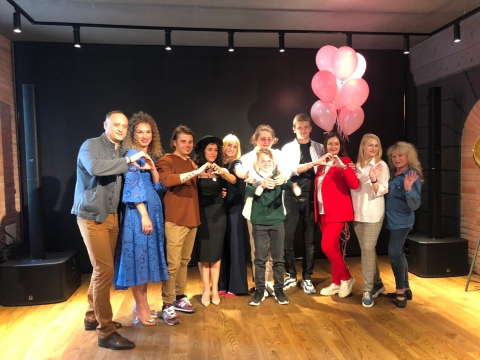 Ученица Тимура Бекмамбетова презентовала фильм, который сняла в Пскове  