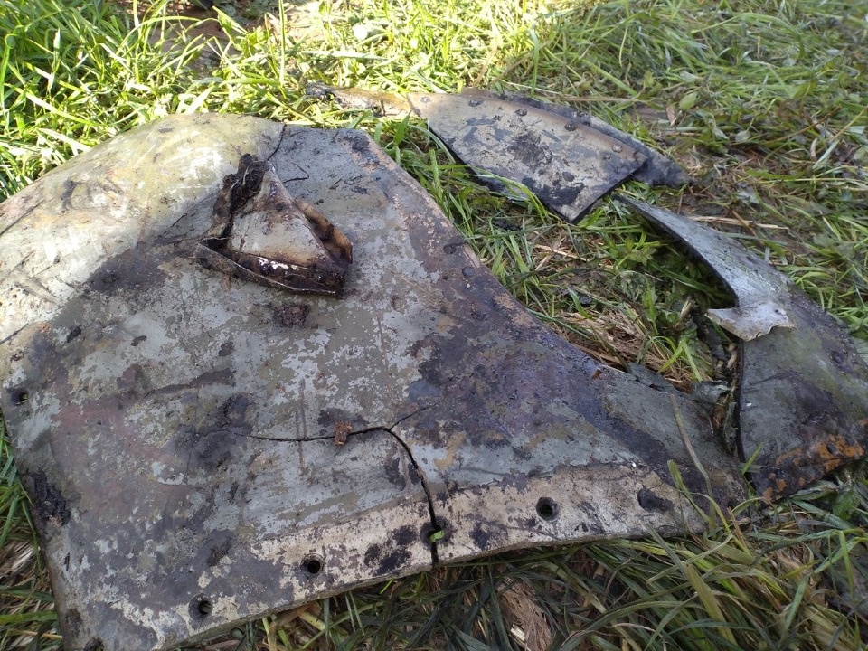 Поисковики подняли первые обломки самолета Ил-2 времен войны в Пыталовском районе