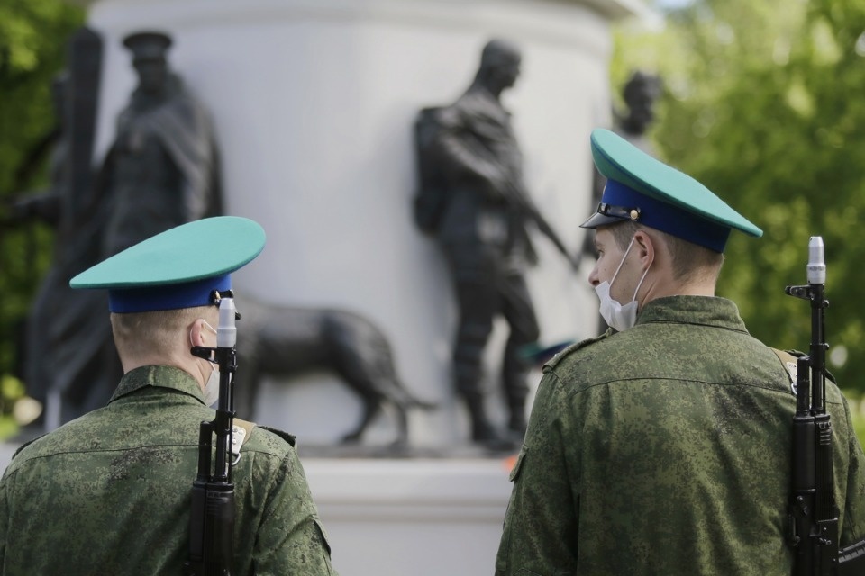 Граница на замке