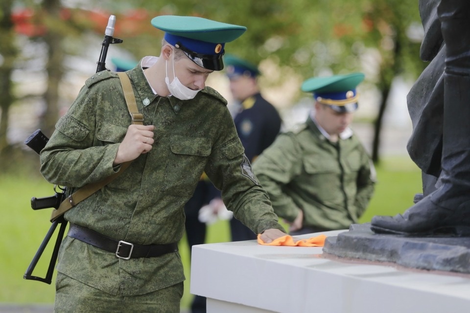 Граница на замке