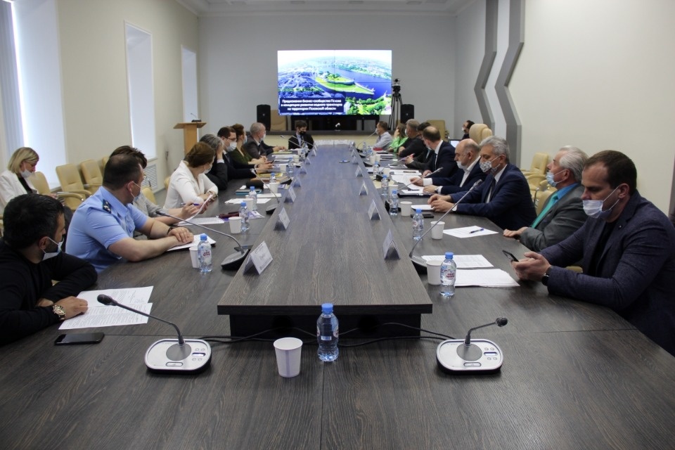 Самоходный паром будет возить социальные грузы на острова в Псковском озере