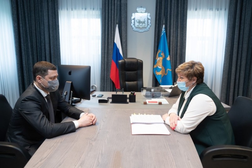 Михаил Ведерников поручил подготовить предложения по отдыху для детей-инвалидов