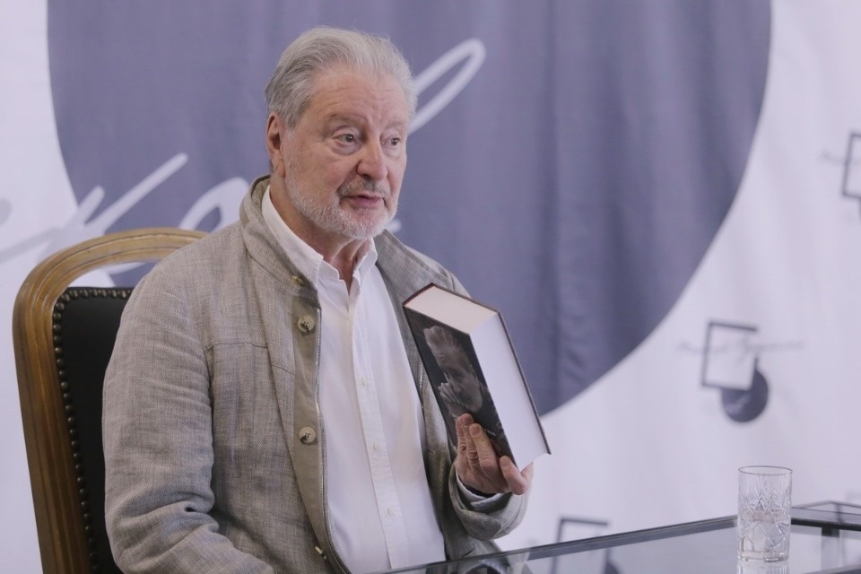 Схватить зрителя