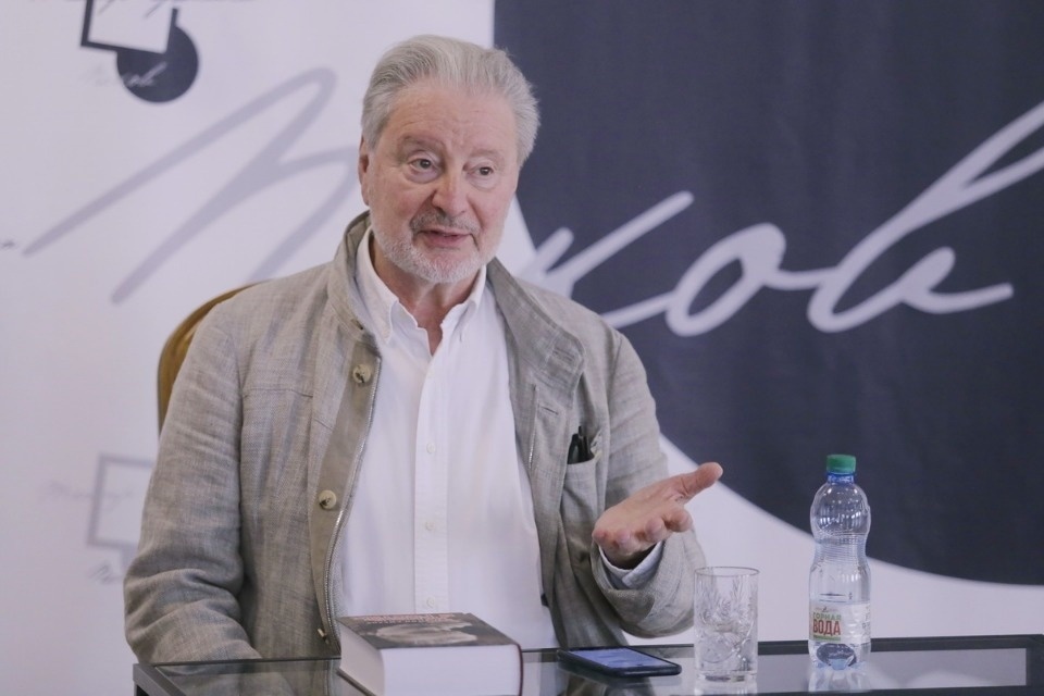 Схватить зрителя