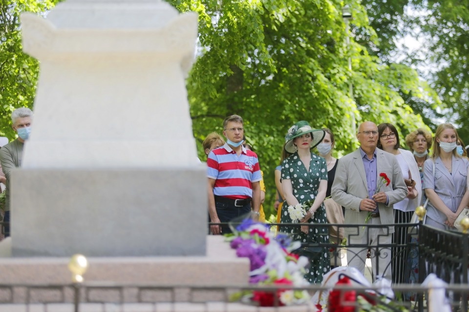 Пушкин жив Пушкин жив