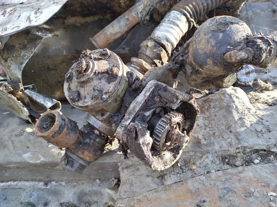 Поисковики обнаружили капсулу самолета Ил-2, сбитого в Пыталовском районе во время войны