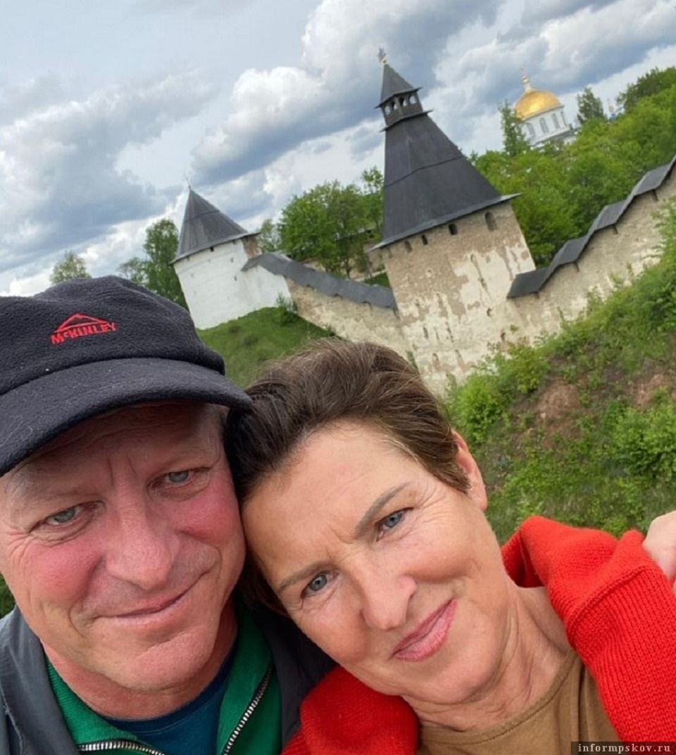 Граждане Франции прошли вакцинацию от коронавируса в Дедовичском районе