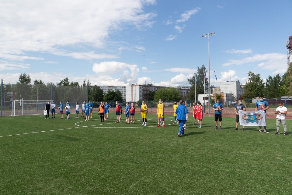 Новый стадион открылся у второго корпуса Псковского педагогического комплекса