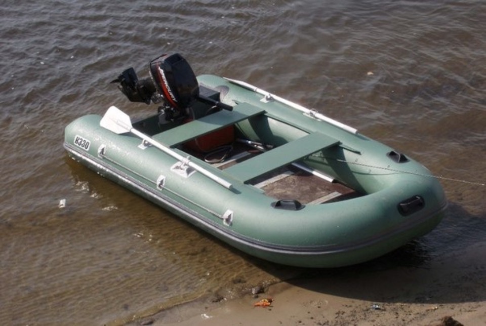 В Пскове моторная лодка задела купающуюся пенсионерку 