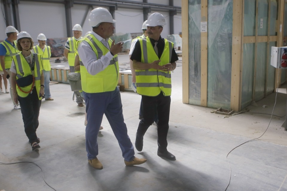 Псковским сотрудникам «Титан-Полимер» проще будет войти в рабочий процесс — Герман Петрушко