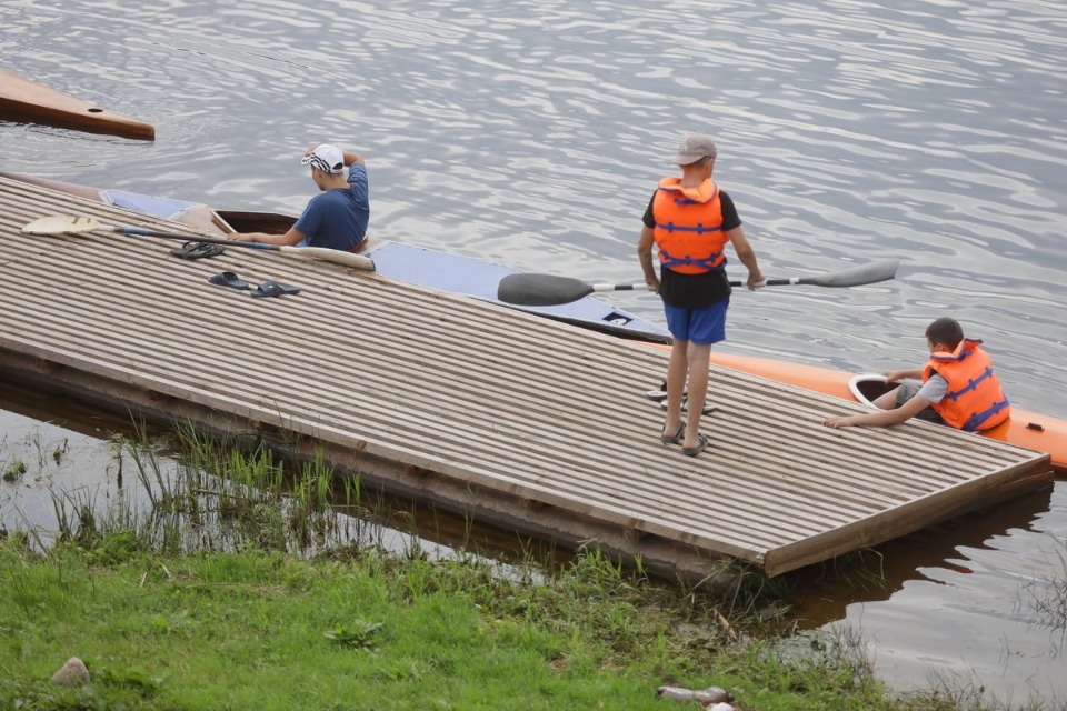 По воде аки посуху По воде аки посуху