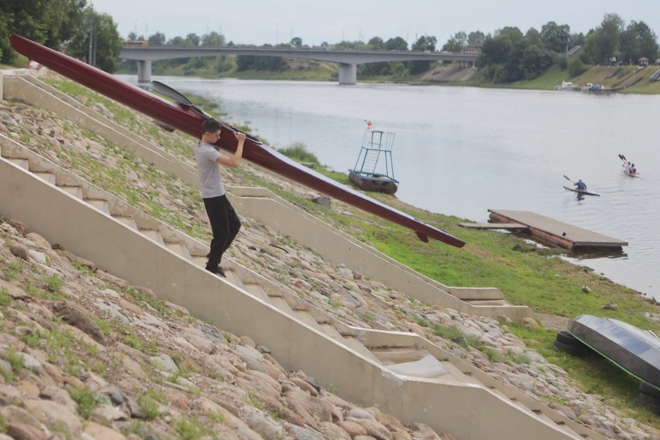 По воде аки посуху По воде аки посуху
