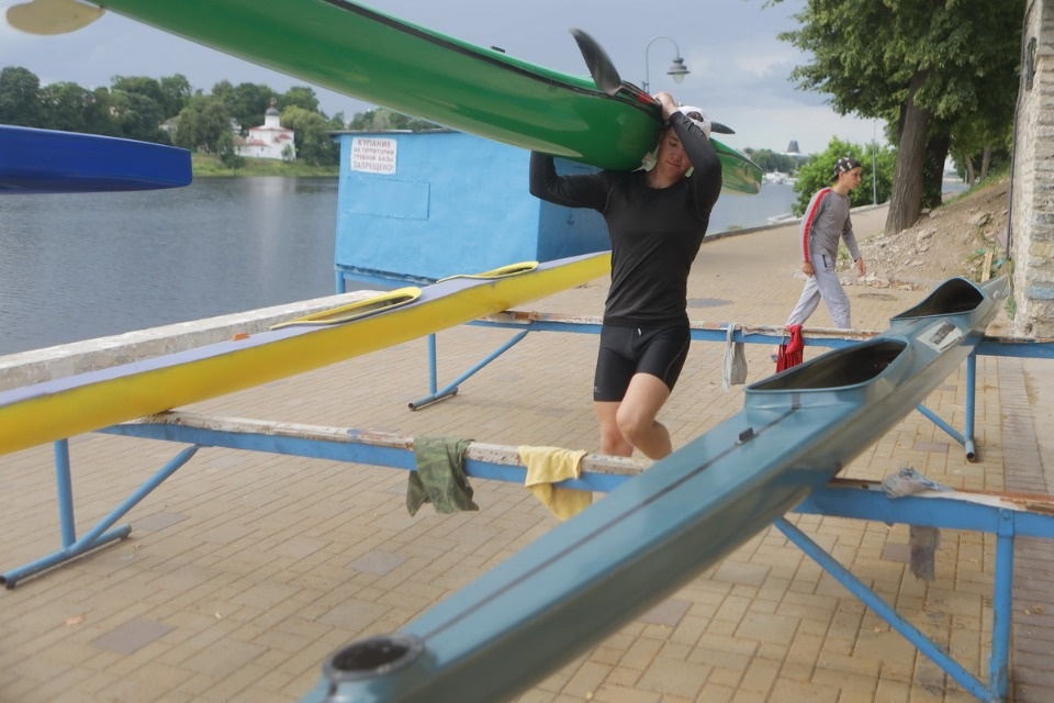По воде аки посуху По воде аки посуху