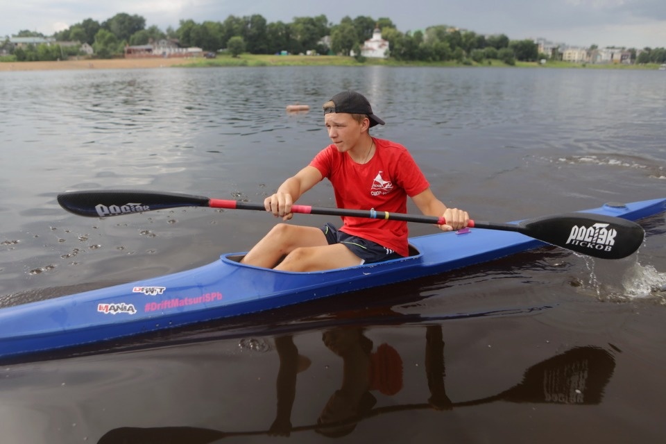 По воде аки посуху По воде аки посуху