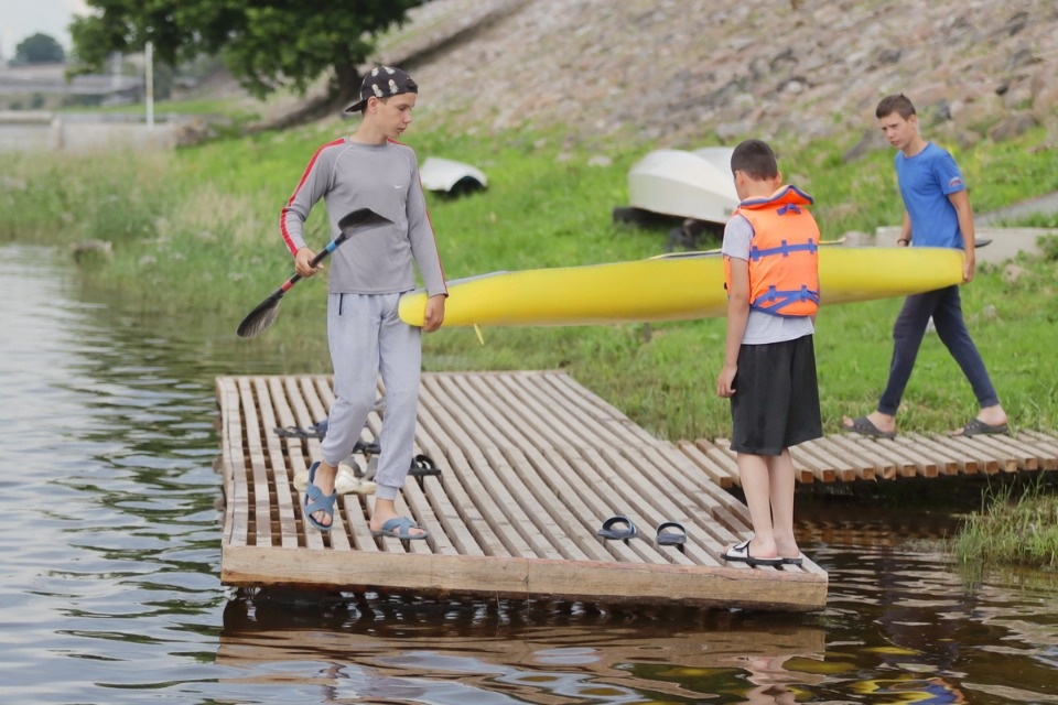 По воде аки посуху По воде аки посуху