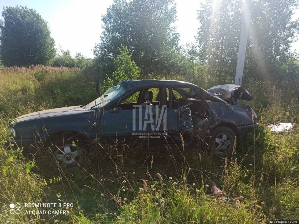 Девушка погибла в ДТП в Печорском районе Девушка погибла в ДТП в Печорском районе