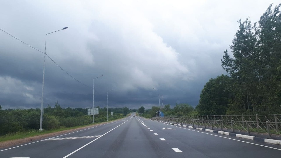 Грозовой фронт пройдёт по северо-востоку Псковской области