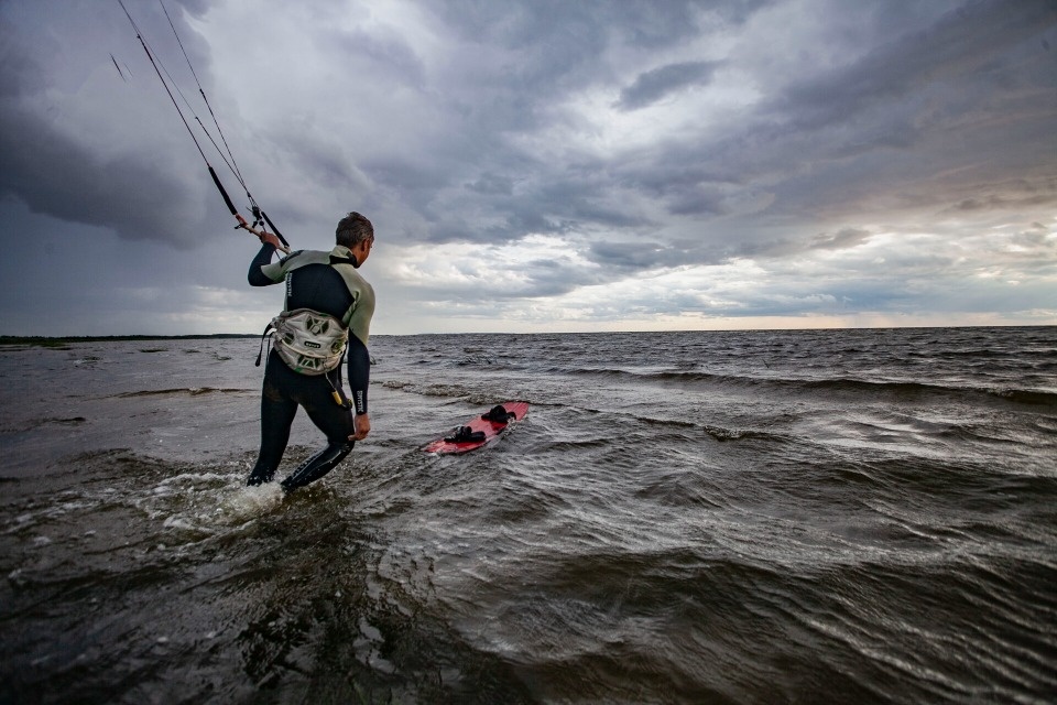 Ветер и паруса в небе