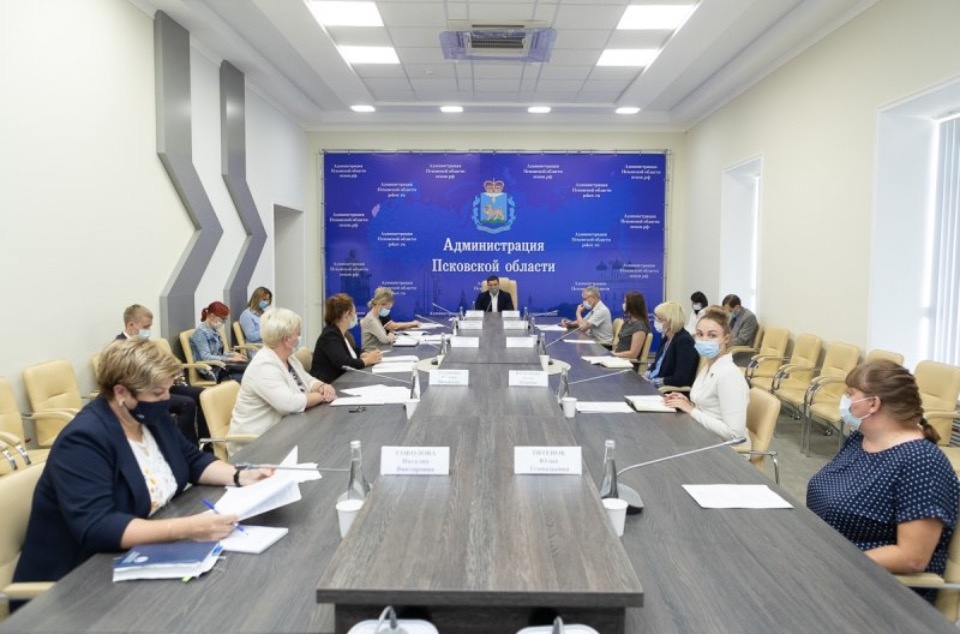 Михаил Ведерников: Поддержка многодетных семей — стратегическое направление