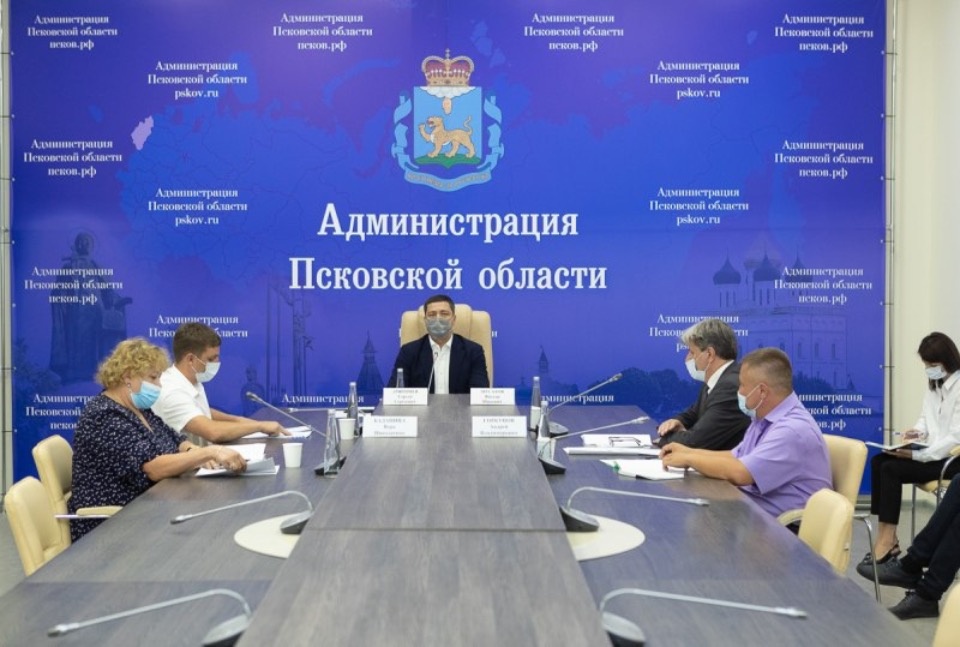 Популяцию дикого кабана в Псковской области необходимо сократить в два раза Популяцию дикого кабана в Псковской области необходимо сократить в два раза