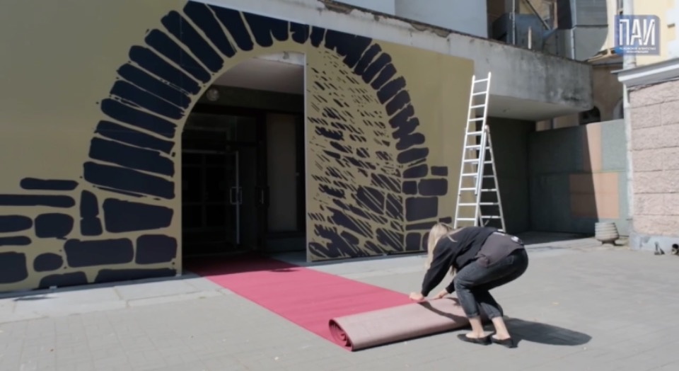 Идут последние приготовления к церемонии открытия кинофестиваля «Западные ворота» Идут последние приготовления к церемонии открытия кинофестиваля «Западные ворота»