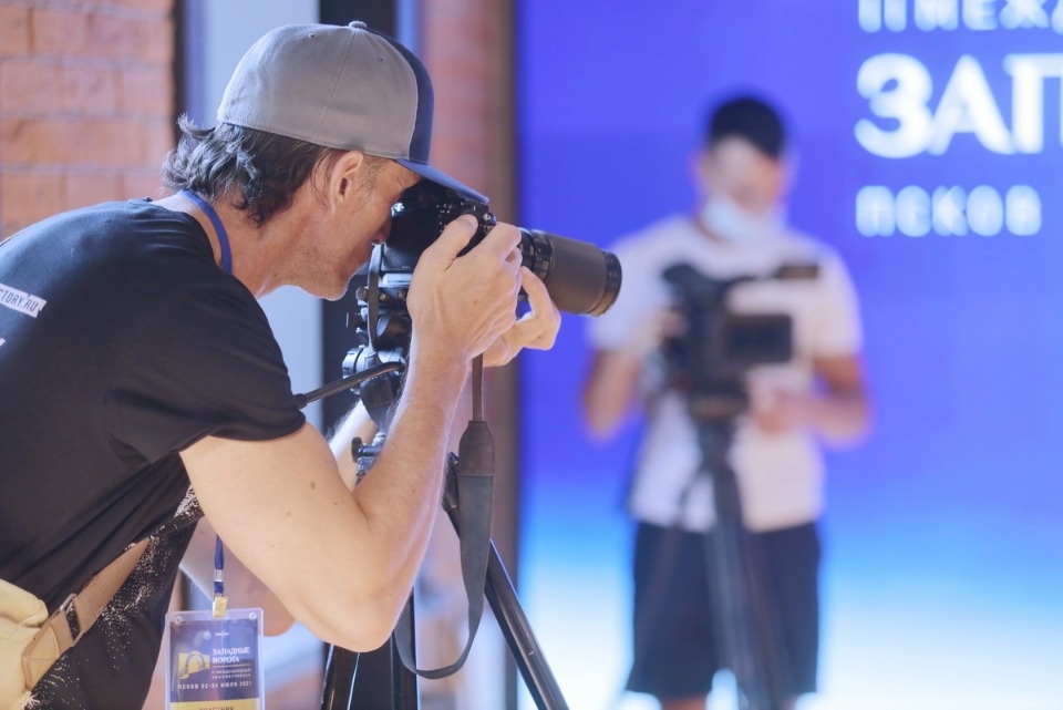 Ворота в кино 