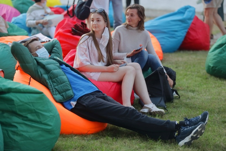 Кино в мешках