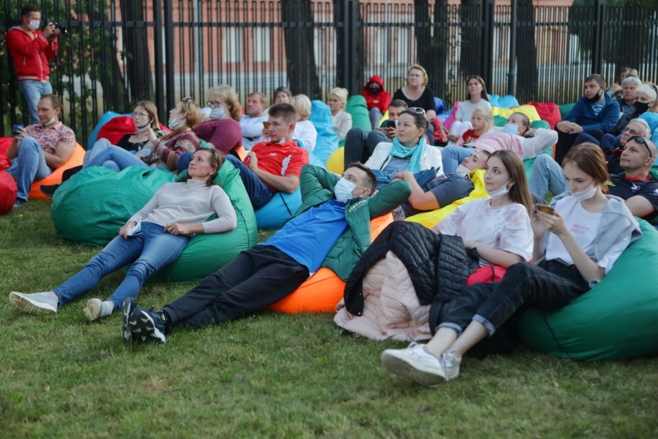 Кино в мешках