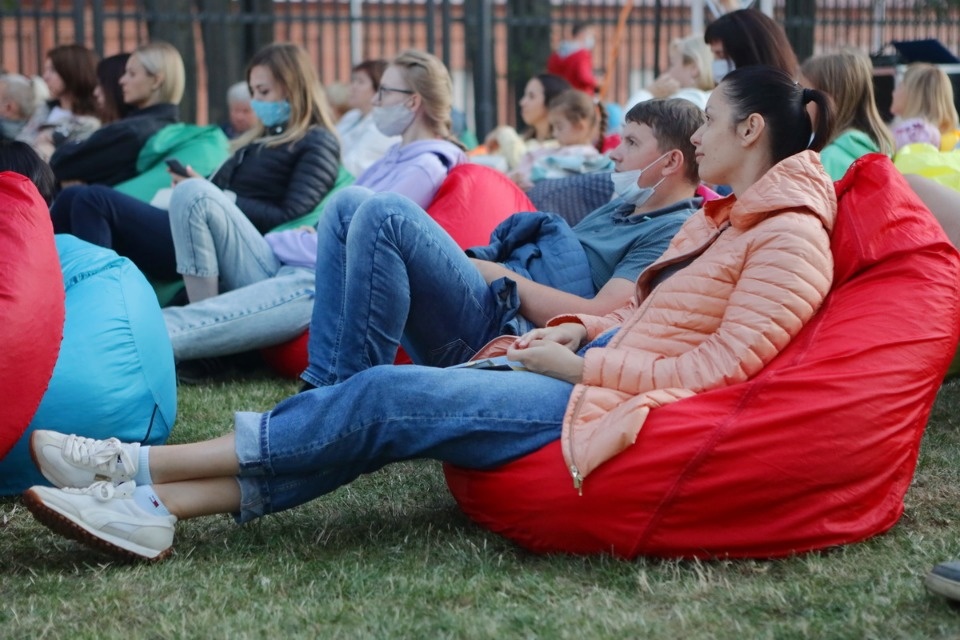 Кино в мешках