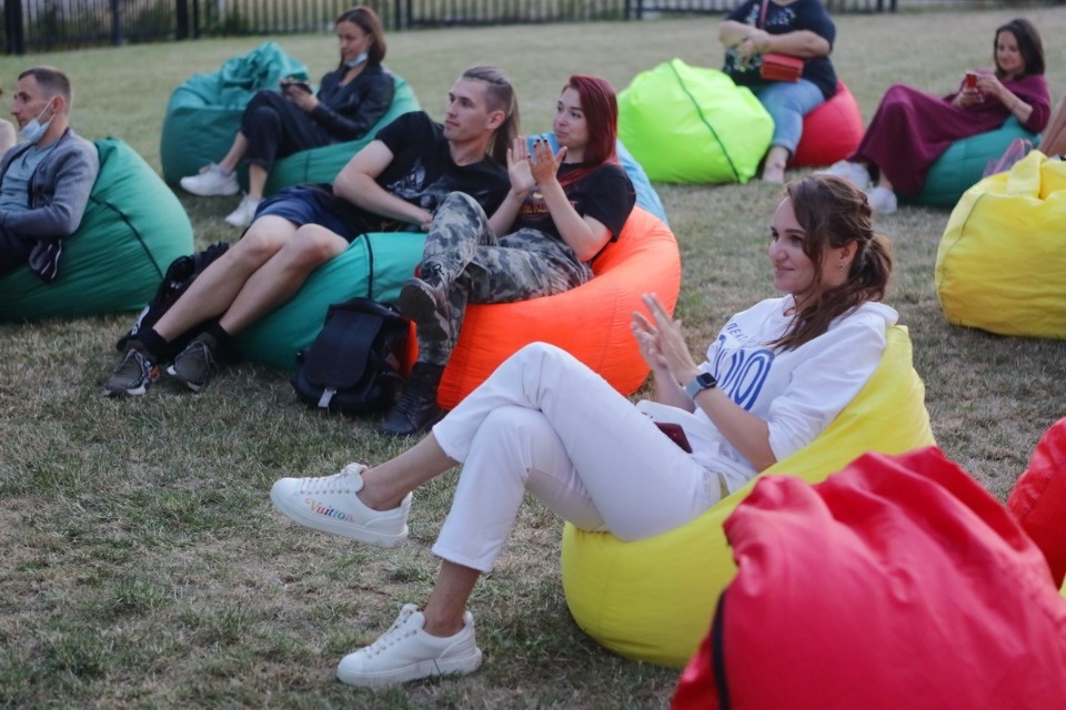 Кино в мешках