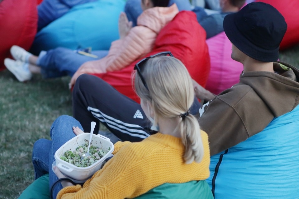 Кино в мешках