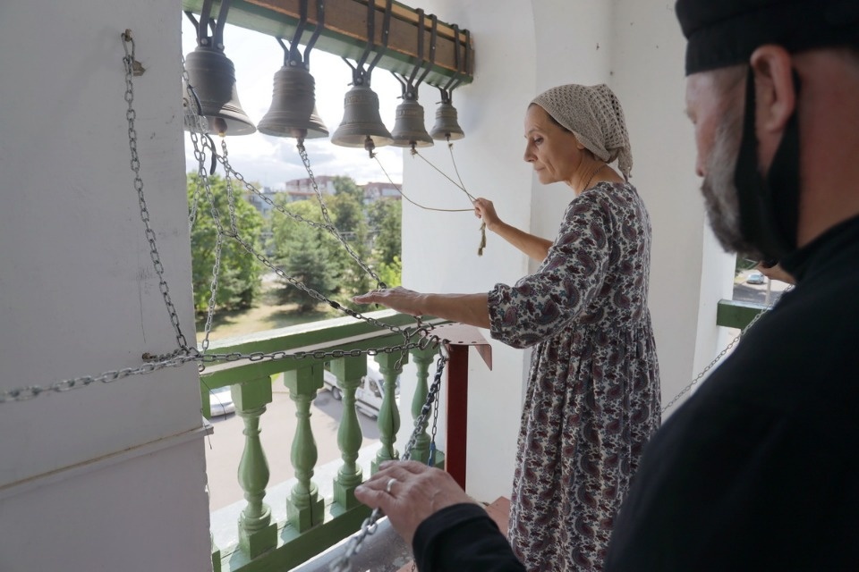 Звонят колокола