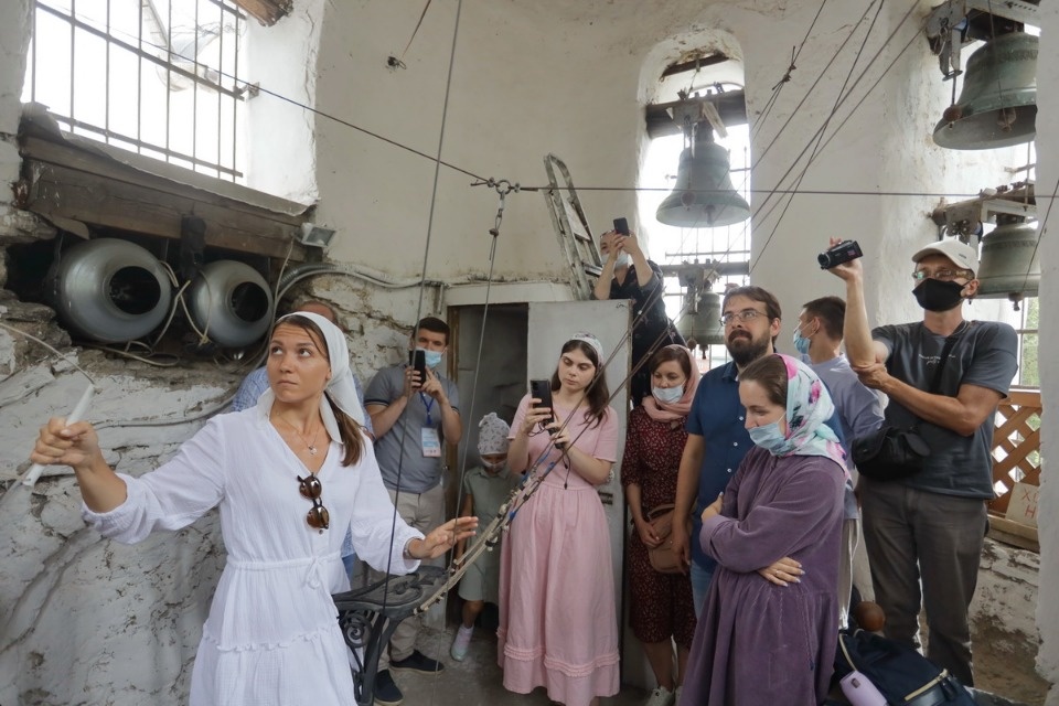 Звонят колокола