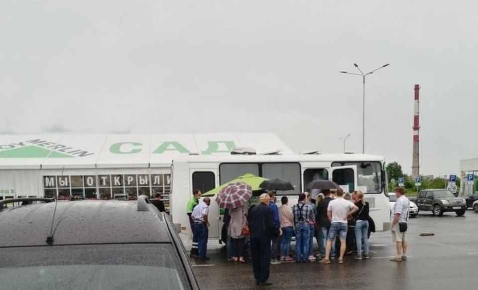 Мобильный пункт вакцинации перенесут от «Леруа Мерлен» на Запсковье Мобильный пункт вакцинации перенесут от «Леруа Мерлен» на Запсковье