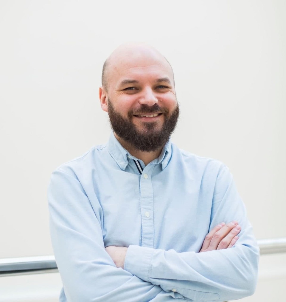 Сеть с историей