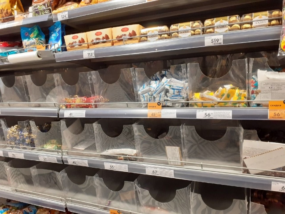 Дотянуться до полки Дотянуться до полки