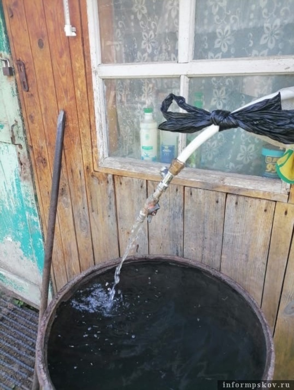 Специалисты не выявили проблем с водоснабжением в деревне Борисенки Себежского района