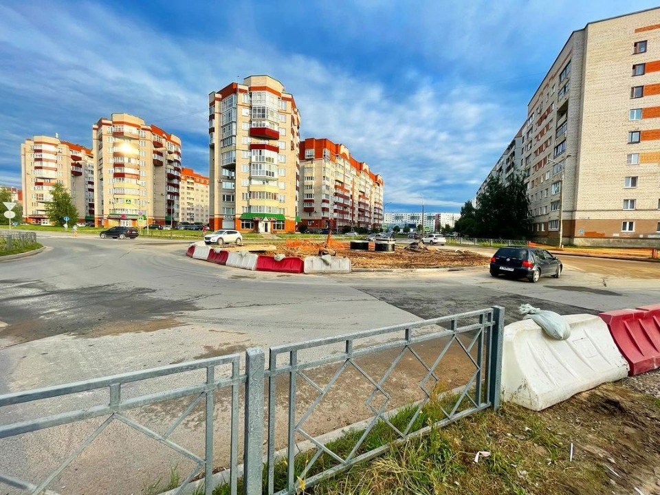 В Пскове досрочно открыли движение на перекрестке у «Акваполиса»
