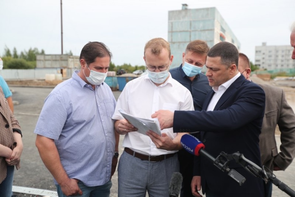 Физкультурно-оздоровительный комплекс откроется в Дно до середины сентября