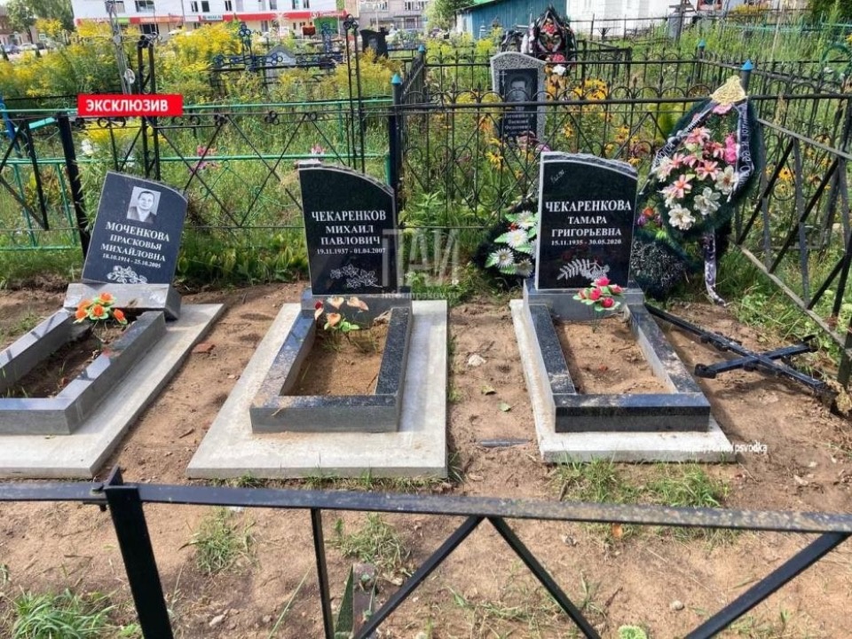 Подростки осквернили захоронения на невельском кладбище